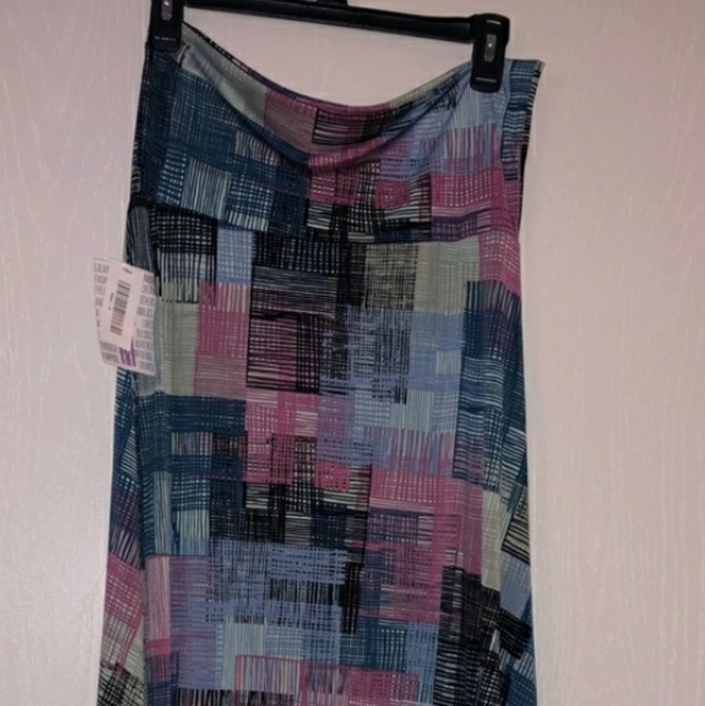 Medium Lularoe NWT Maxi skirt